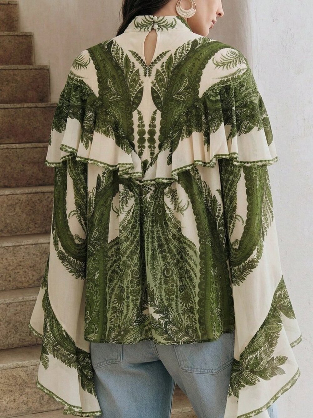 Green Casual Elegant Women's Flowy Floral Print Long Sleeve Ruffle Hem Blouse - Picture 2 of 8